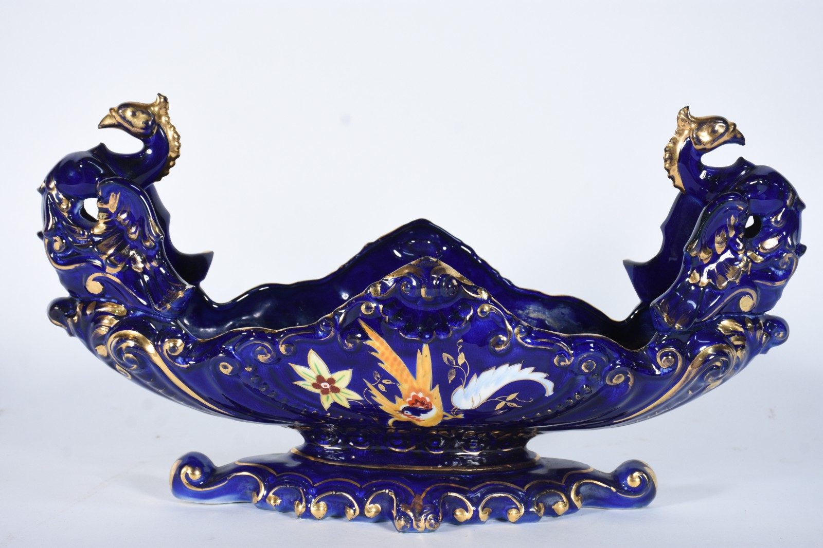 Centro de mesa de porcelana azul cobalto, detalhes em dourado com... - foto 2 de 8