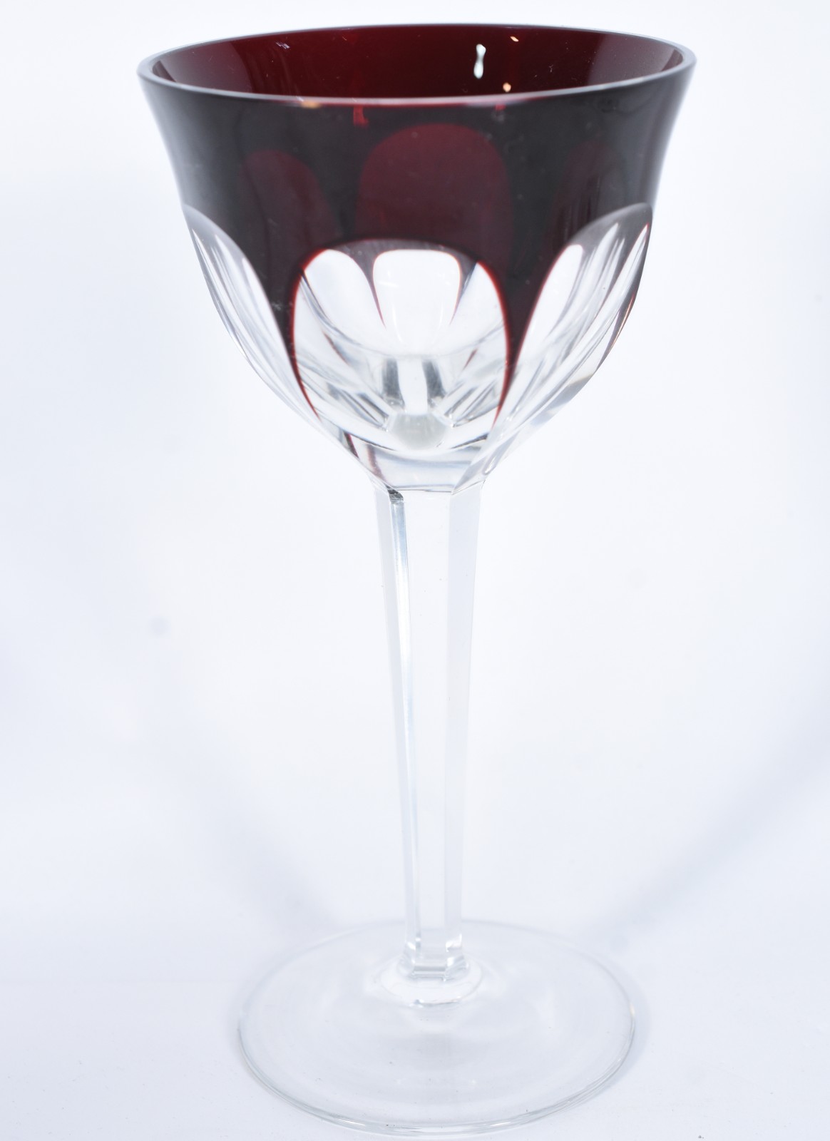 Seis cálices para vinho de cristal doublé facetado em diversas cores. - foto 4 de 8