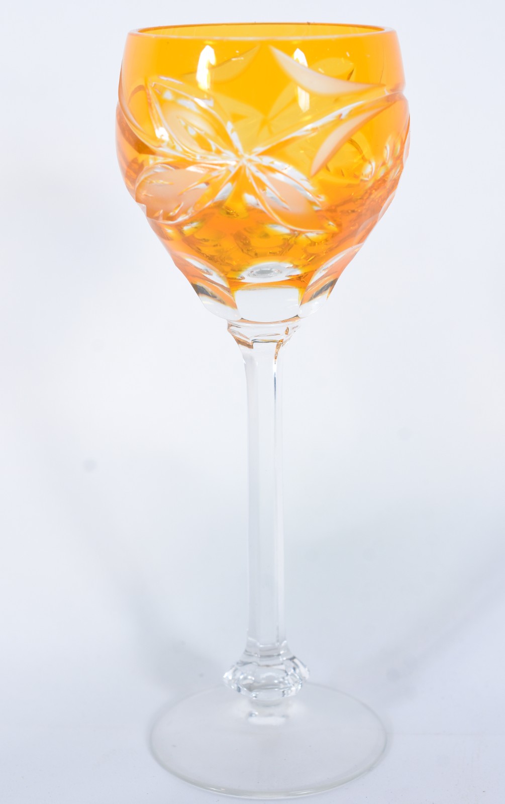 Quatro cálices para licor de cristal lapidado em diversas cores. - foto 6 de 6
