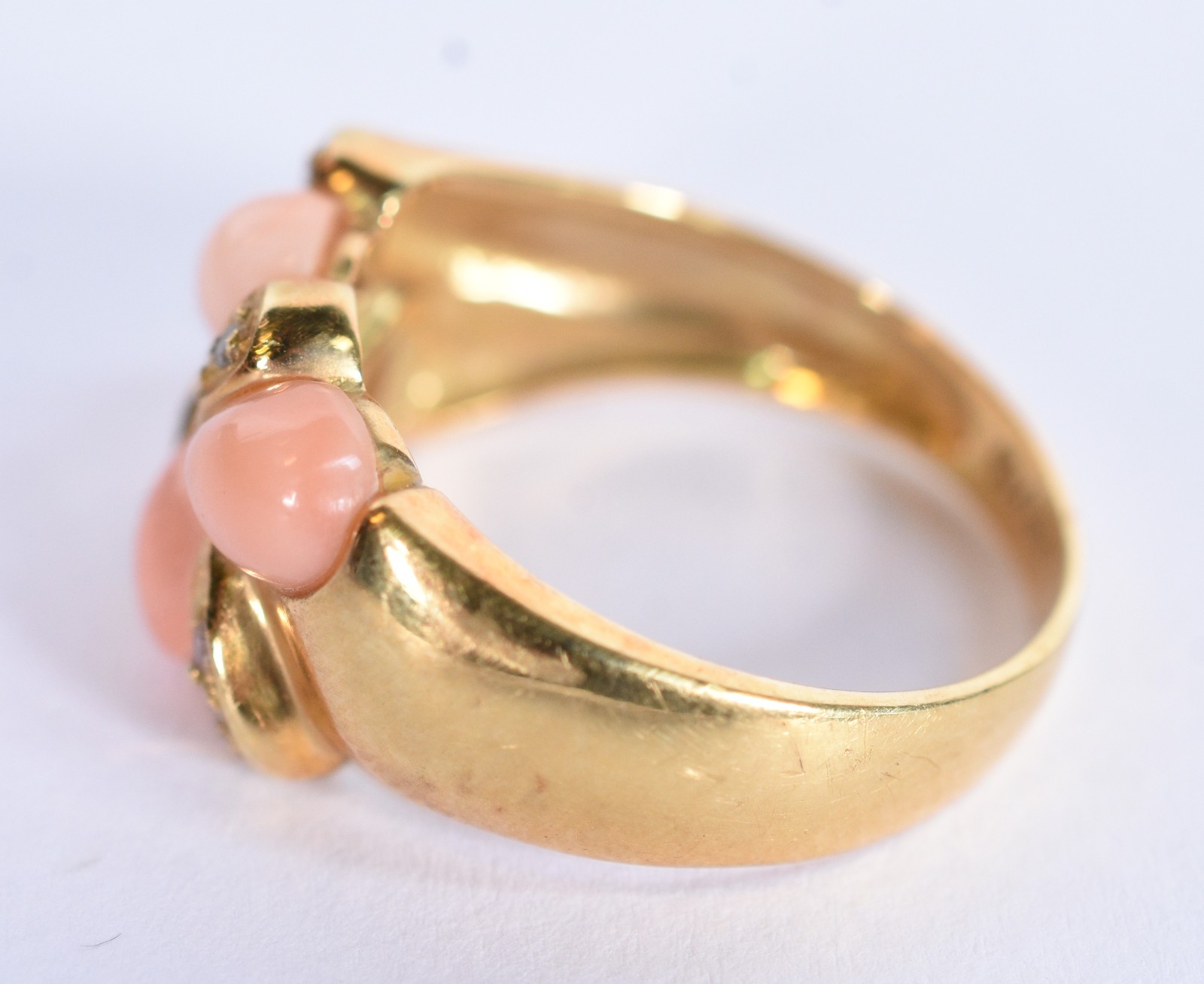 Anel de ouro 18 k com pedra coral, aro 17 (Por motivos de segurança a... - foto 3 de 6