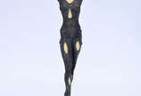 Estatueta de bronze, representando bailarina c/... - Estatueta de bronze, representando bailarina c/ base de mármore. Alt. total: 63 cm.