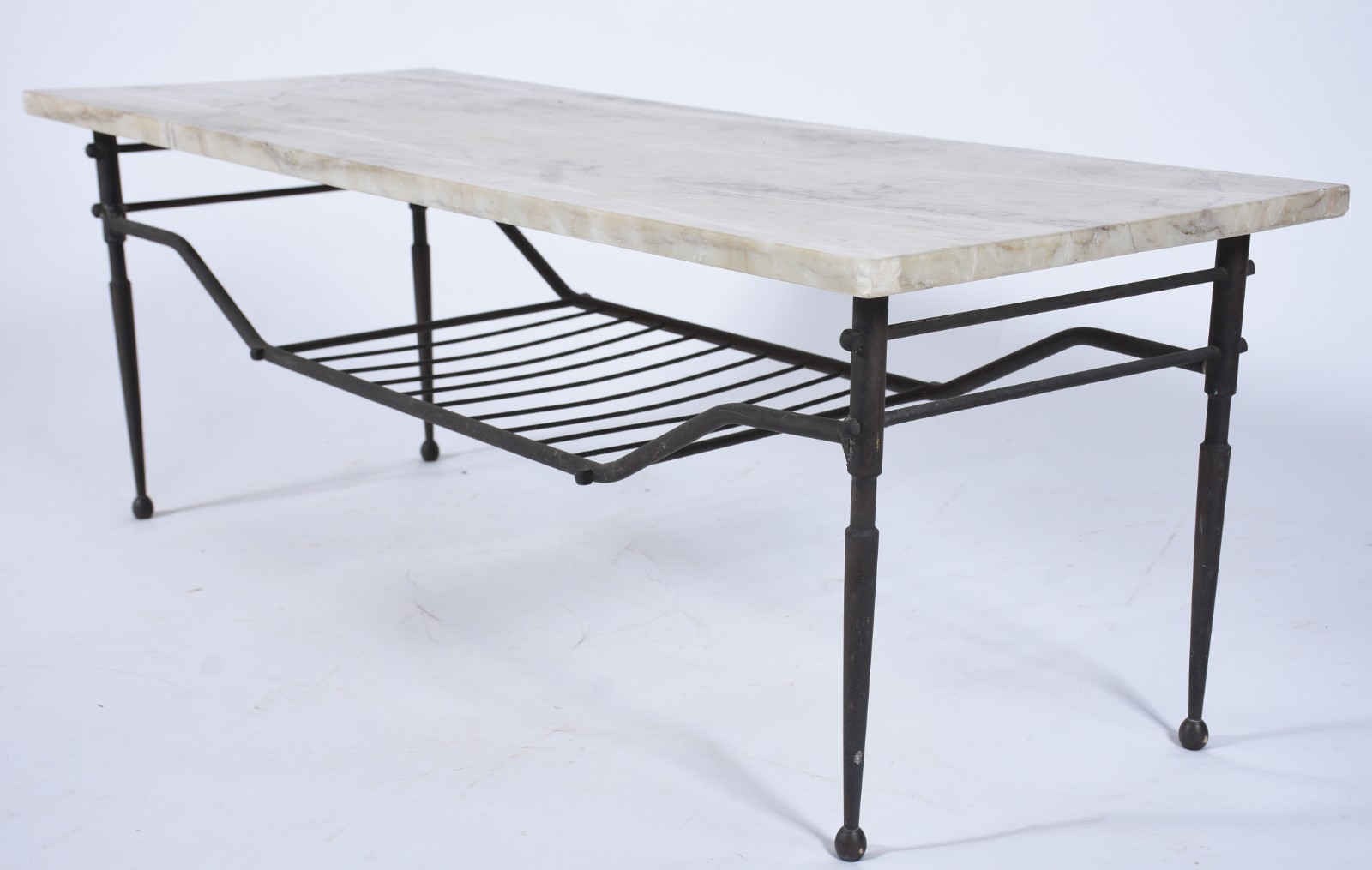 Mesa de centro, base de metal, tampo feitio retangular de mármore... - foto 3 de 8