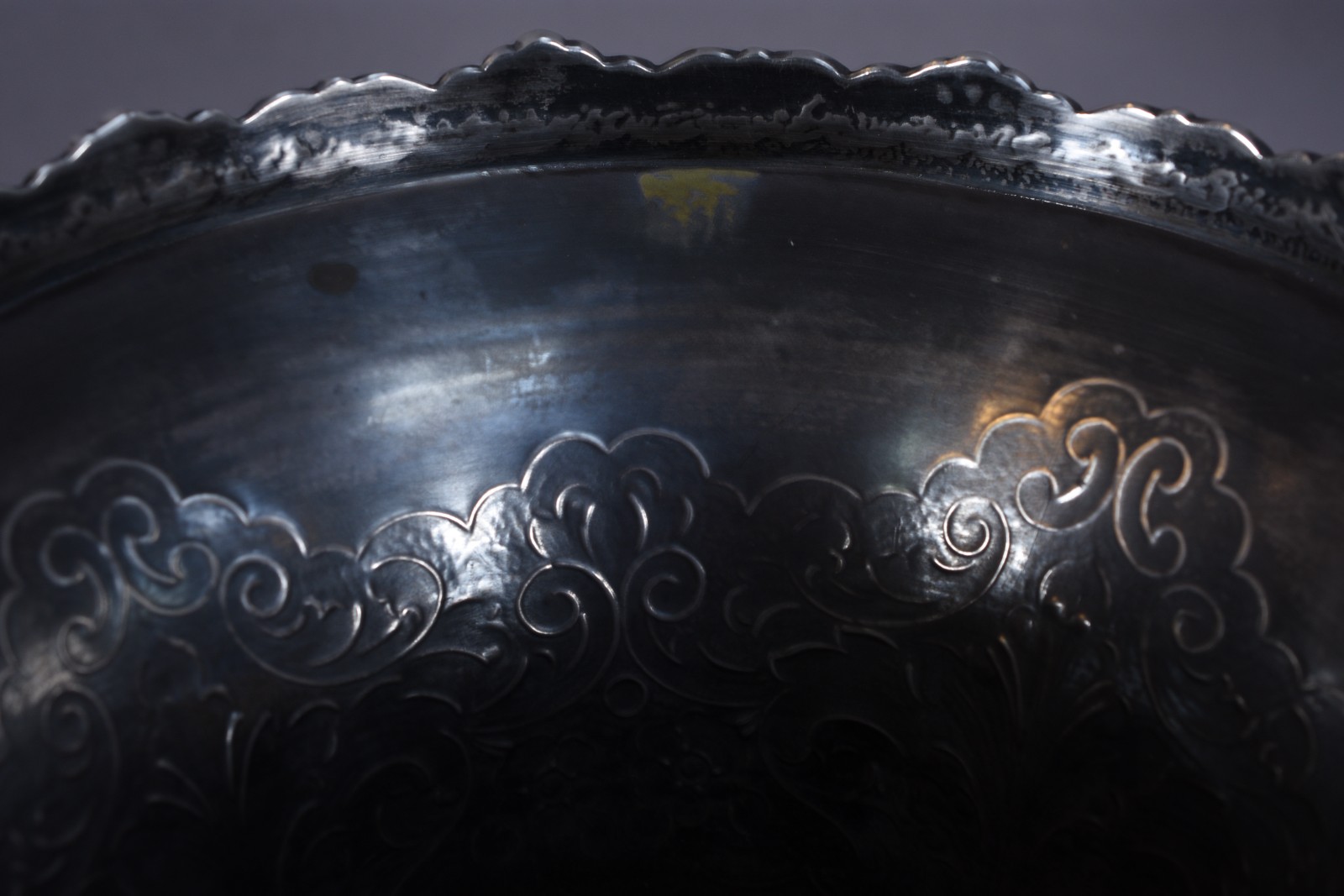 Vaso de prata, contraste 833 mls. Peso da prata: 1250 g (Por motivos... - foto 6 de 8