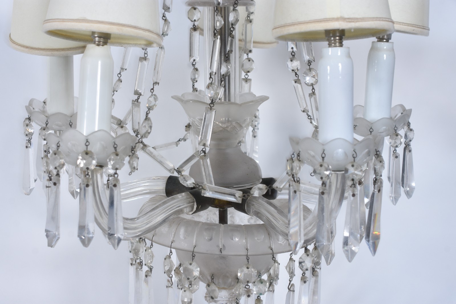 Lustre de cristal para 5 luzes, pingentes lapidados. - foto 3 de 3