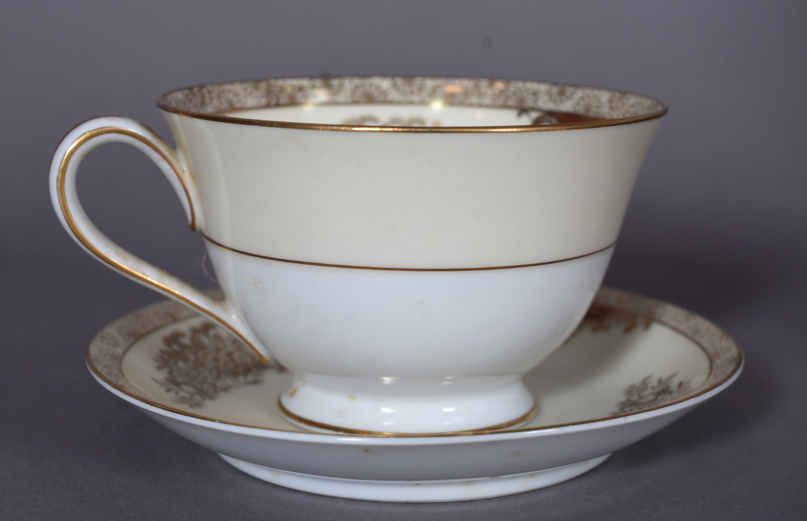 Serviço de chá e café de porcelana Noritake composto de: 12 xícaras... - foto 3 de 8