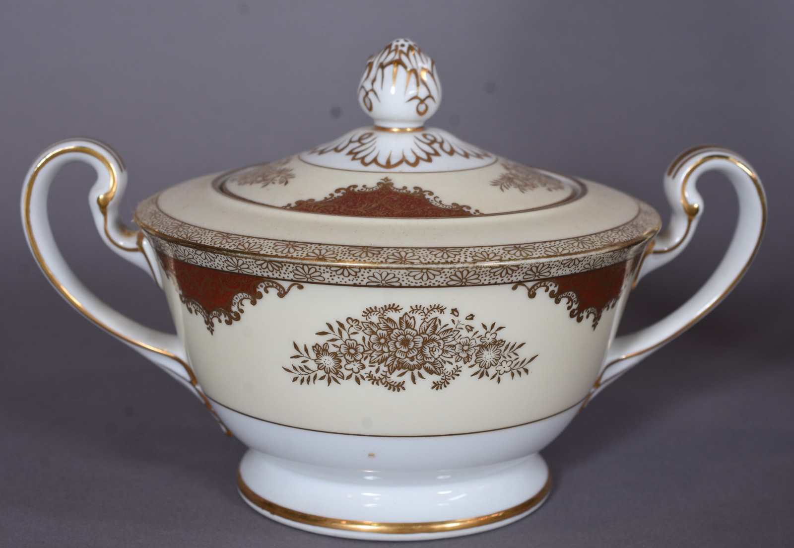 Serviço de chá e café de porcelana Noritake composto de: 12 xícaras... - foto 4 de 8