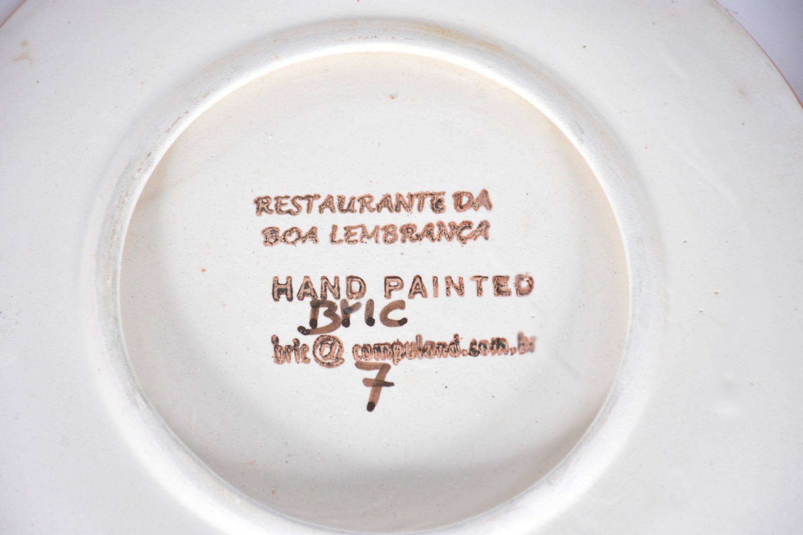 Sete pratos de cerâmica de "Restaurante da Boa Lembrança". - foto 3 de 5