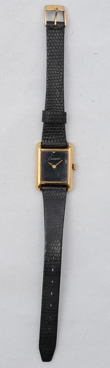CARTIER - Relógio com metal espessurado a ouro 18 k. Mostrador negro... - foto 2 de 3