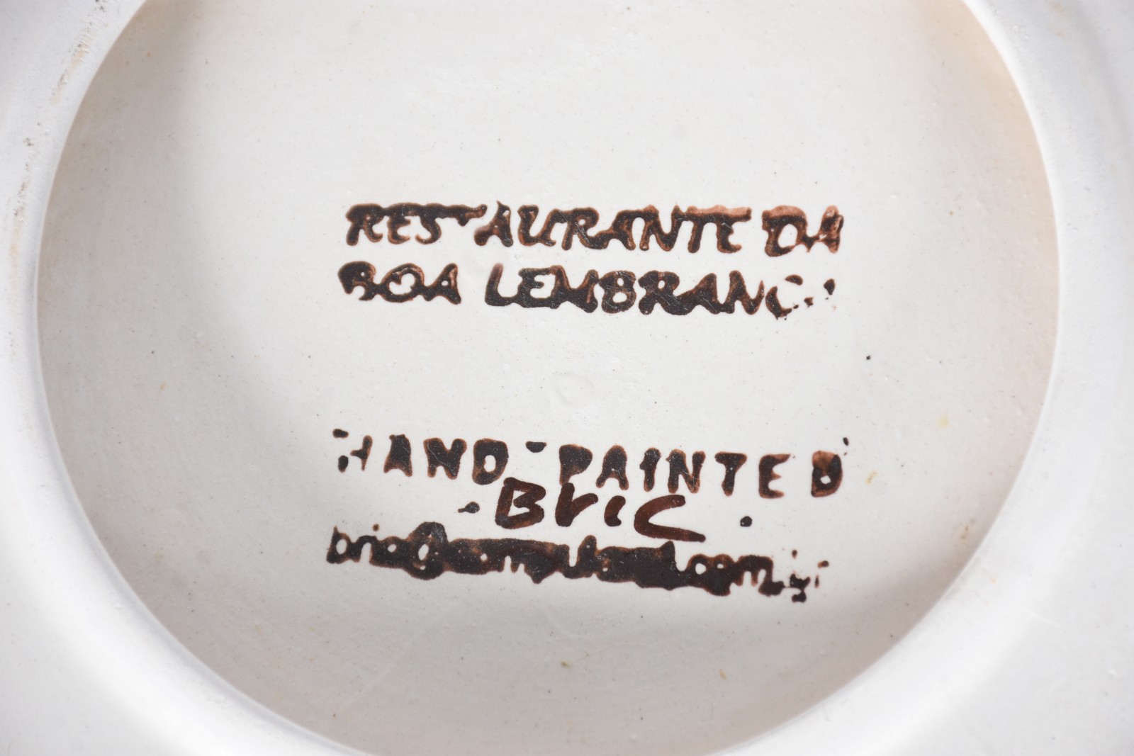 Seis pratos de cerâmica de "Restaurante da Boa Lembrança". - foto 5 de 5