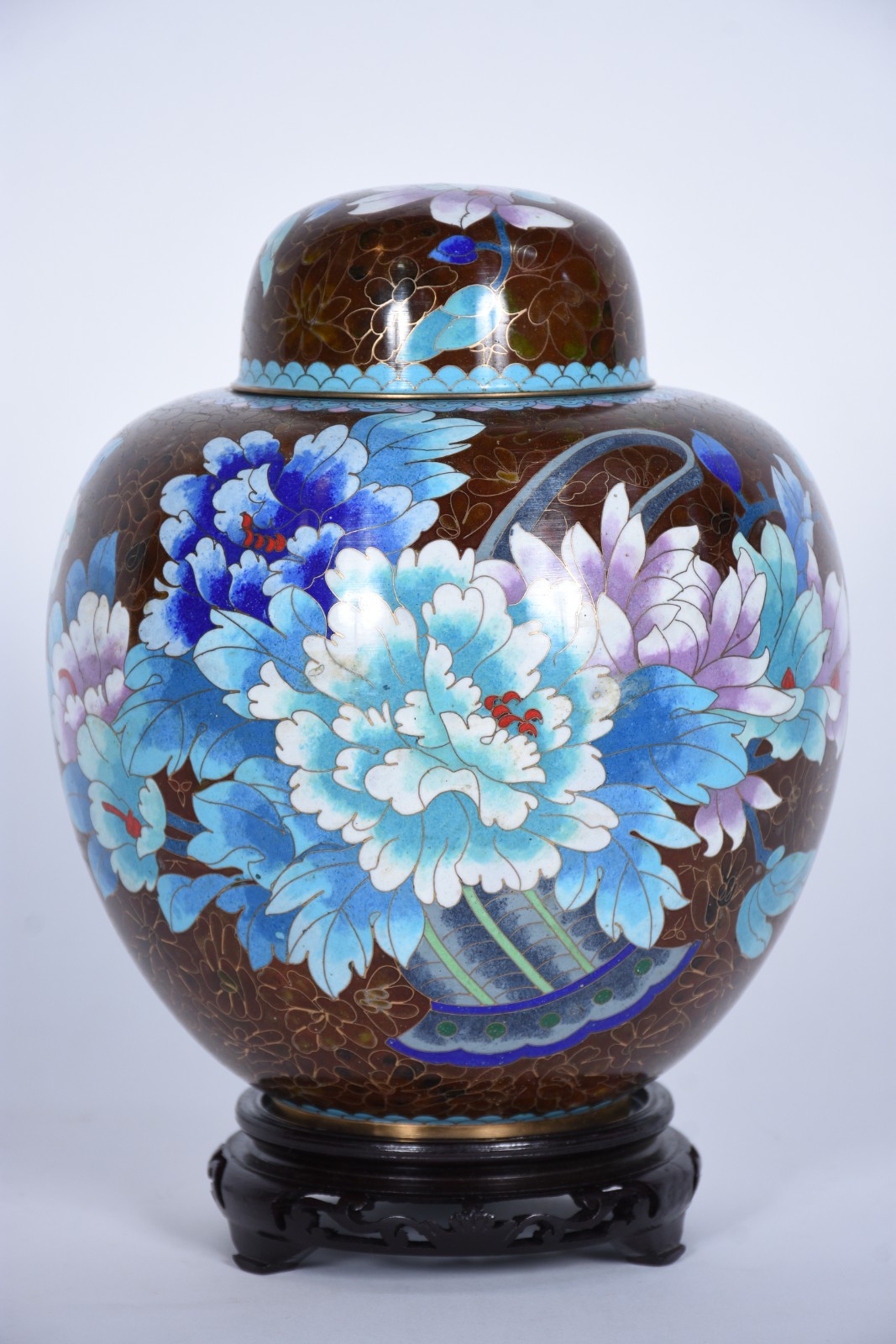 Potiche de cloisonné chines, flores em policromia sobre fundo marrom... - foto 1 de 6
