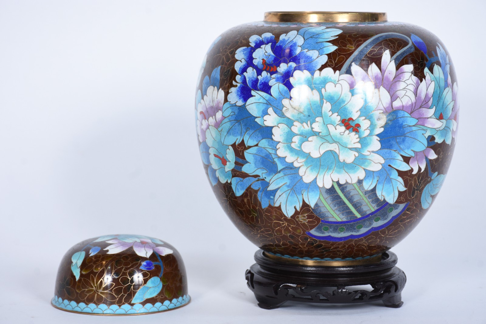 Potiche de cloisonné chines, flores em policromia sobre fundo marrom... - foto 3 de 6