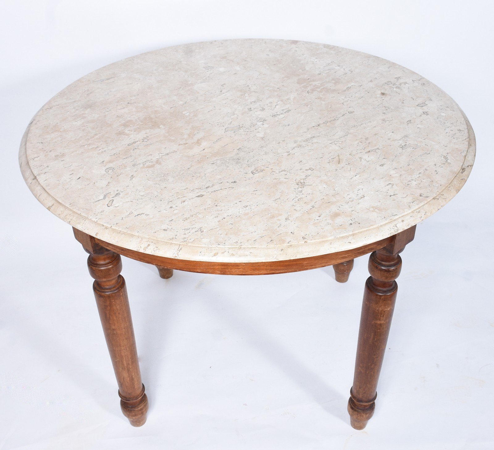 Mesa de madeira nobre, quatro pernas torneadas, tampo de mármore... - foto 4 de 7