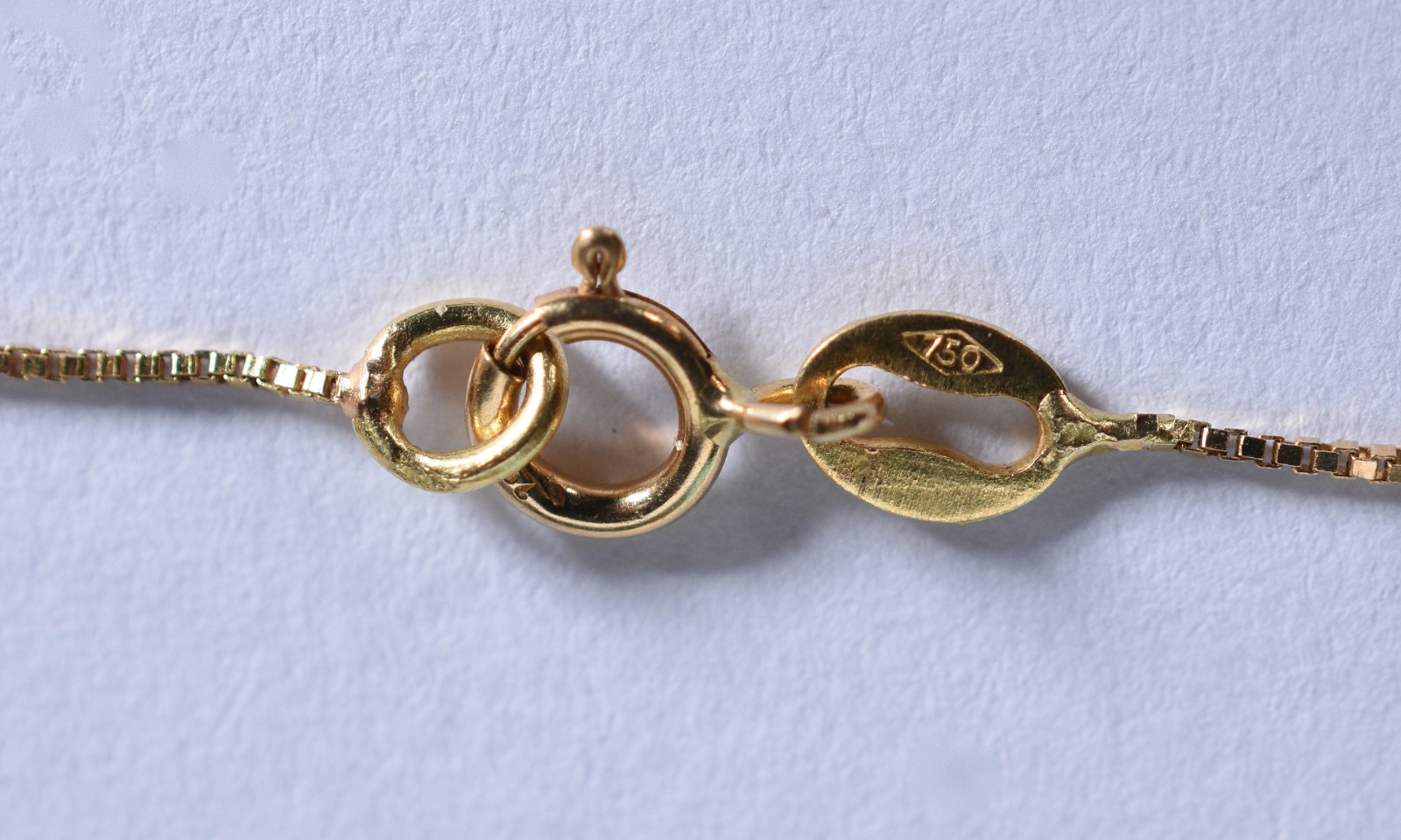Gargantilha de ouro 18 k, contraste 750 com brilhantes (Por motivos... - foto 4 de 5
