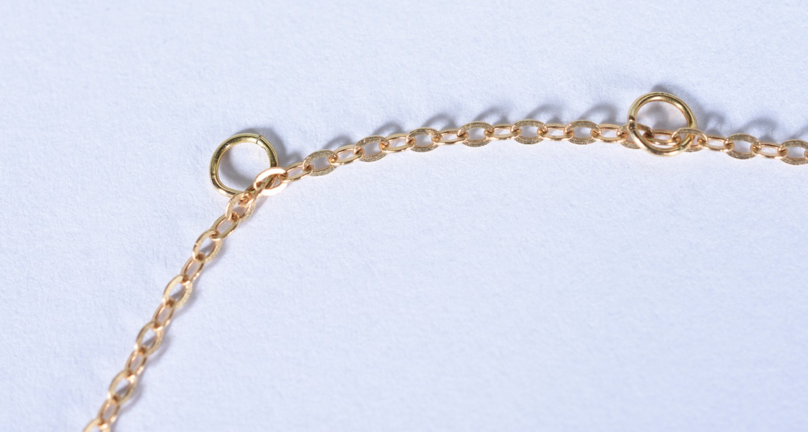 Gargantilha com 11 corações de ouro 18 k, contraste 750 (Por motivos... - foto 4 de 5