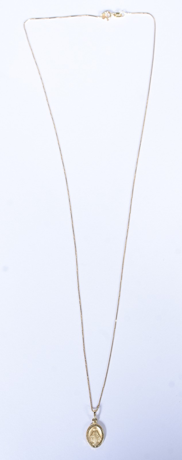 Colar de ouro 18 k, contraste 750 com pingente Sacro (Por motivos de... - foto 3 de 7