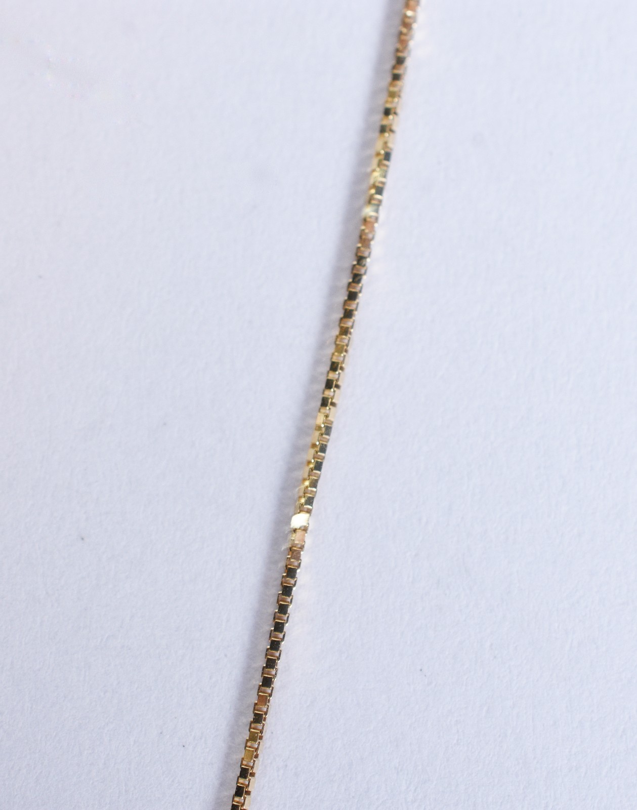 Colar de ouro 18 k, contraste 750 com pingente Sacro (Por motivos de... - foto 5 de 7