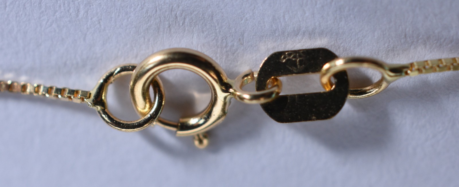 Colar de ouro 18 k, contraste 750 com crucifixo (Por motivos de... - foto 4 de 6