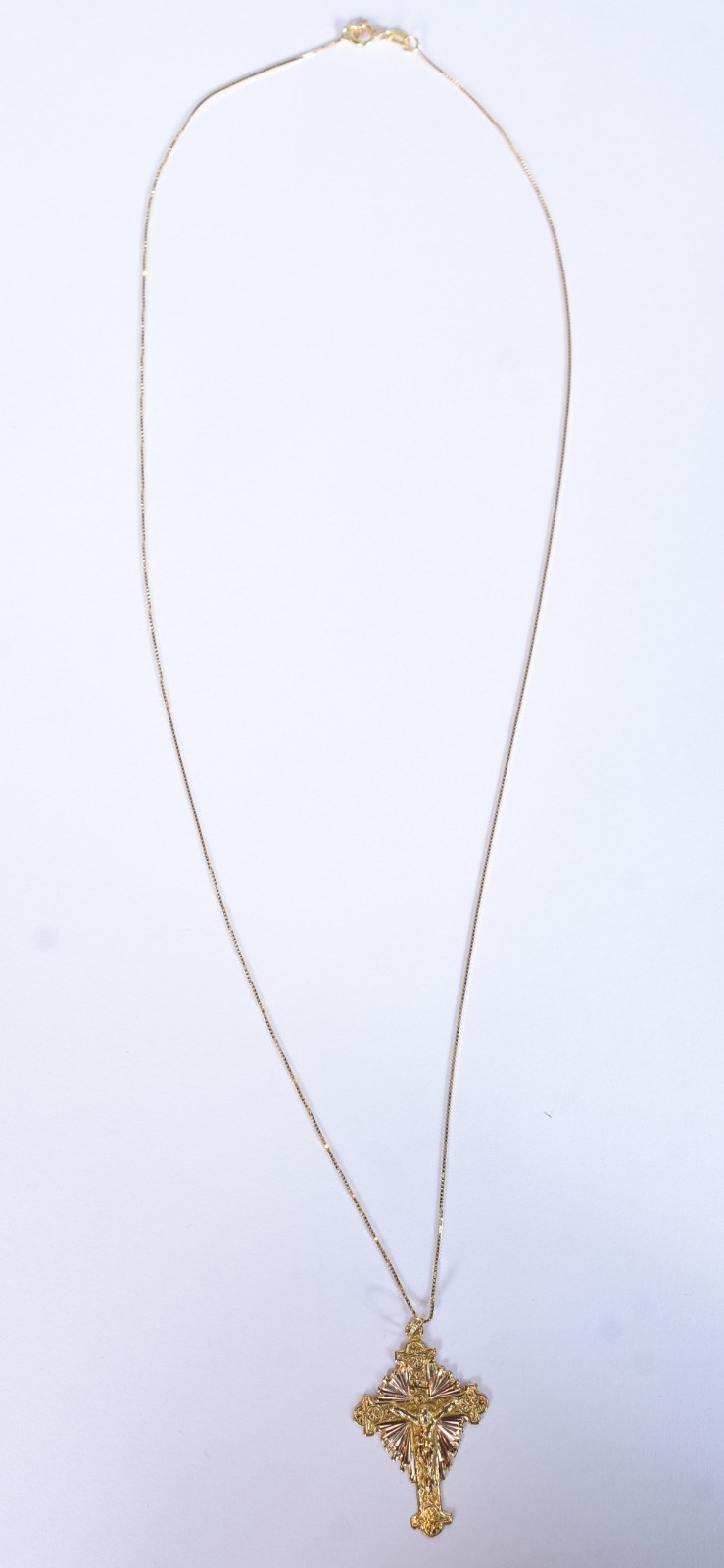 Colar de ouro 18 k, contraste 750 com Cristo crucificado (Por motivos... - foto 6 de 6