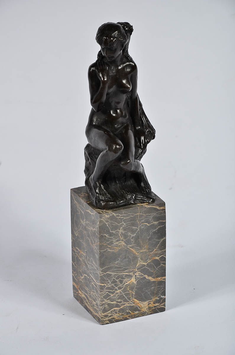 CAMILLE CLAUDEL ( França, 1864 - 1947). AUTOPORTRAIT, escultura em...