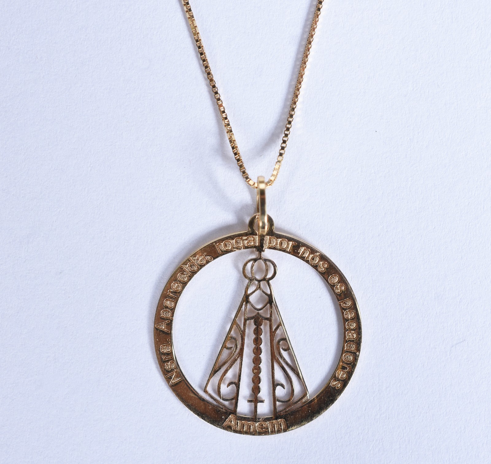 Colar de ouro 18 k, contraste 750 e pingente de Nossa Senhora... - foto 1 de 5