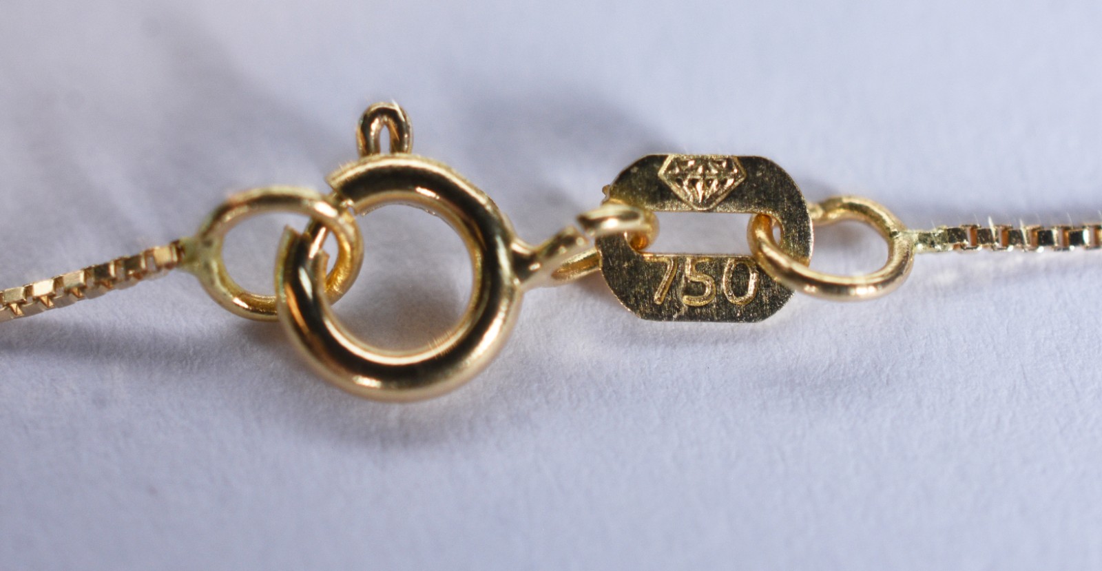 Colar de ouro 18 k, contraste 750 e pingente de Nossa Senhora... - foto 4 de 5
