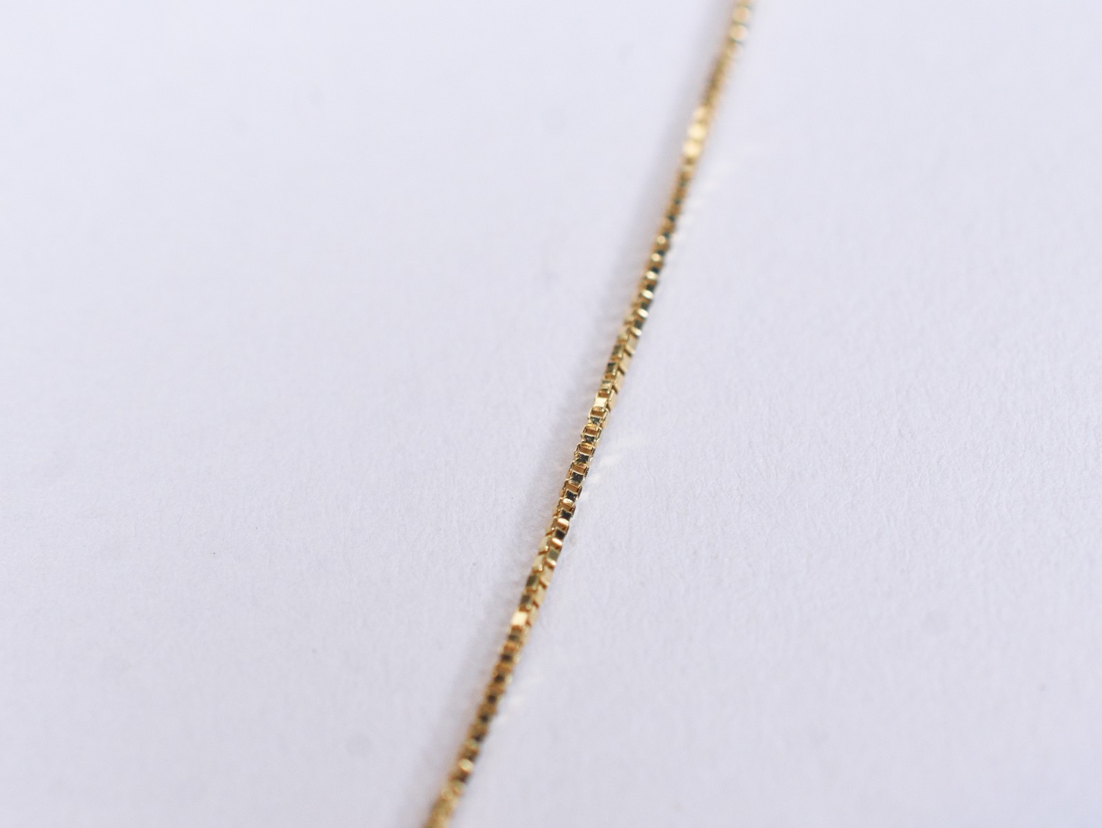 Colar de ouro 18 k, contraste 750 e pingente de Nossa Senhora... - foto 5 de 5