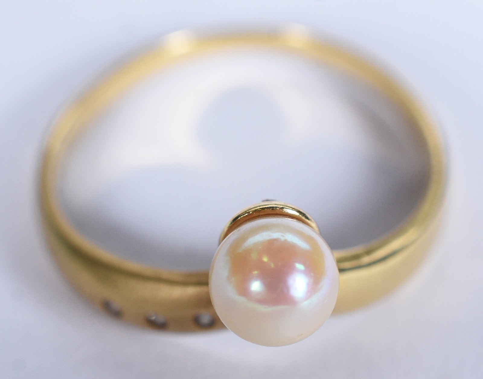 Anel de ouro 18 k com perola e brilhante, aro 16 (Por motivos de... - foto 2 de 6