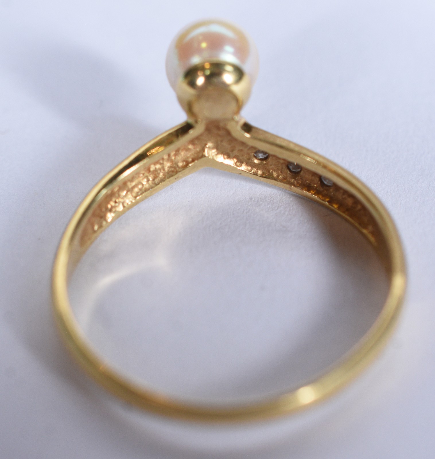 Anel de ouro 18 k com perola e brilhante, aro 16 (Por motivos de... - foto 6 de 6