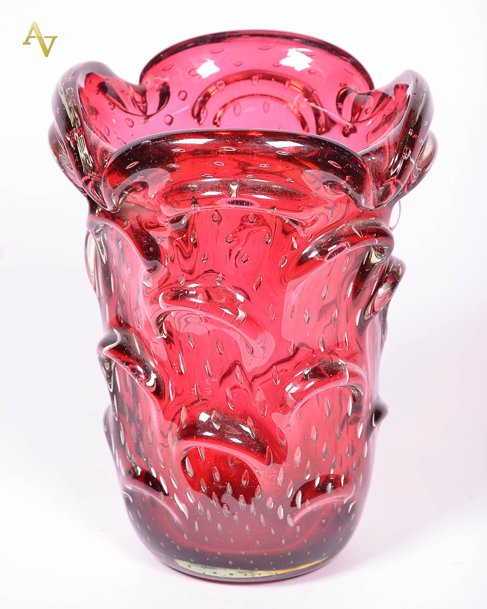 Vaso de murano italiano na cor vinho. Diam. 19 cm - alt. 25 cm...