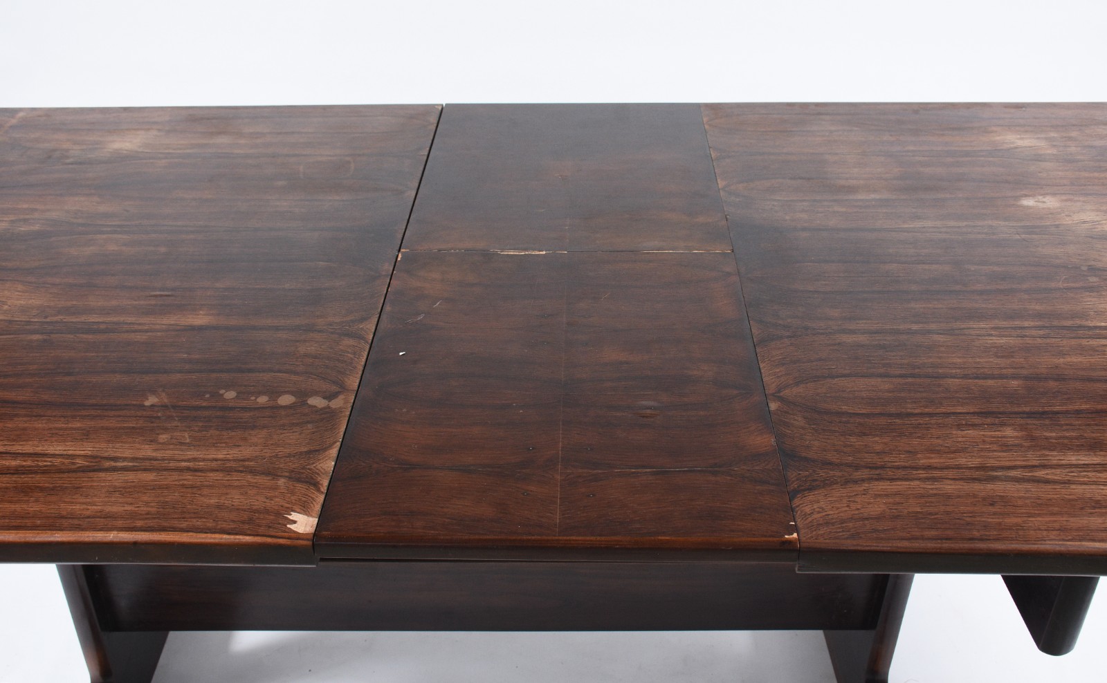 Conjunto de Mesa de jantar de madeira nobre, duas bases ligadas por... - foto 6 de 9