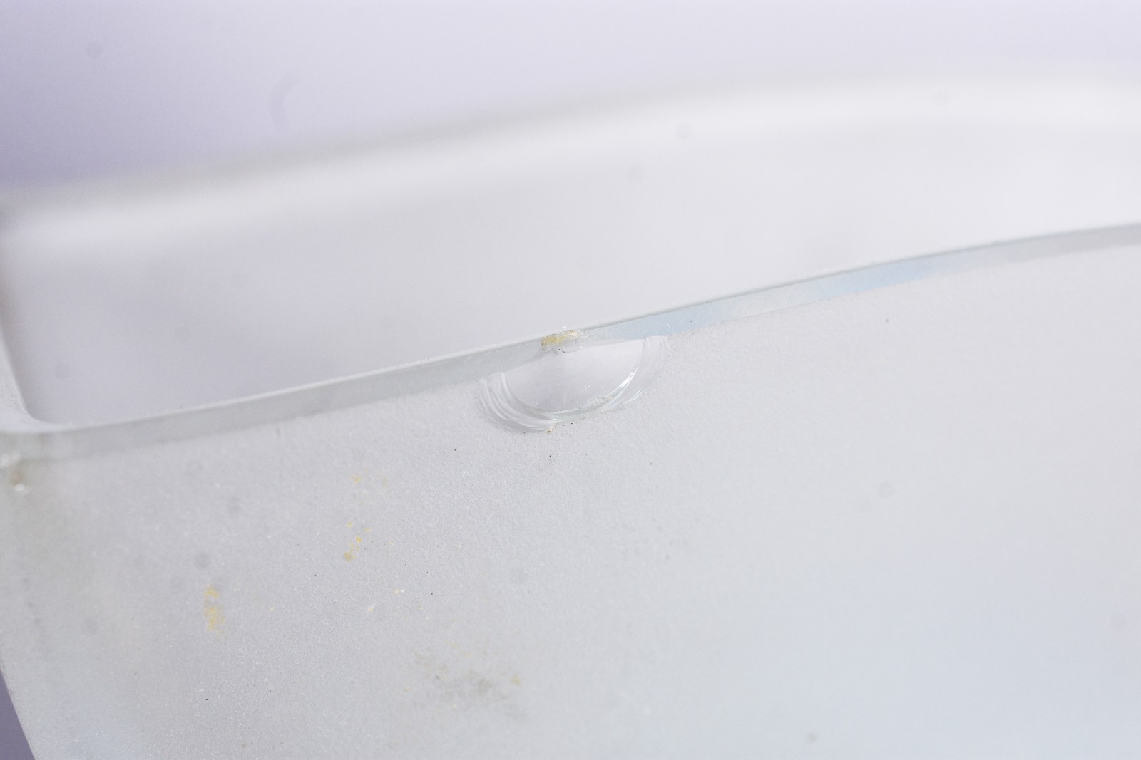 Floreira de cristal frances opalescente com base na forma de... - foto 6 de 8