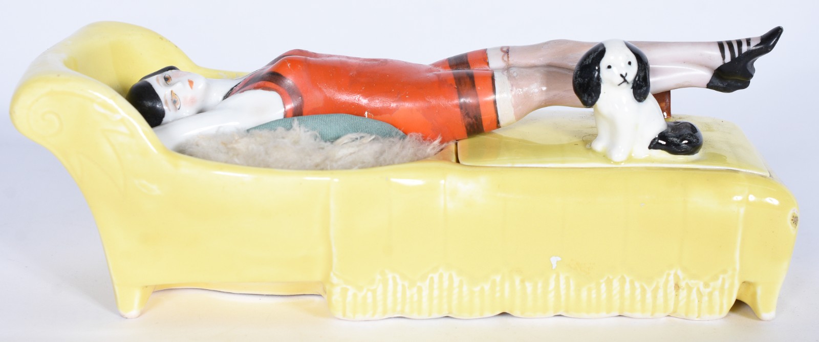 Saboneteira ART DECO de porcelana policromada na forma de figura... - foto 2 de 11
