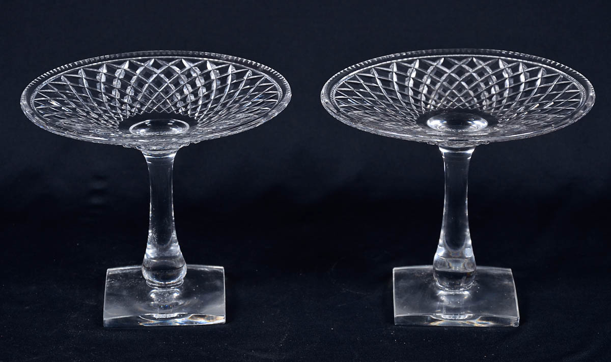Par de fruteiras de cristal HAWKES lapidadas, marcados na base. Alt...