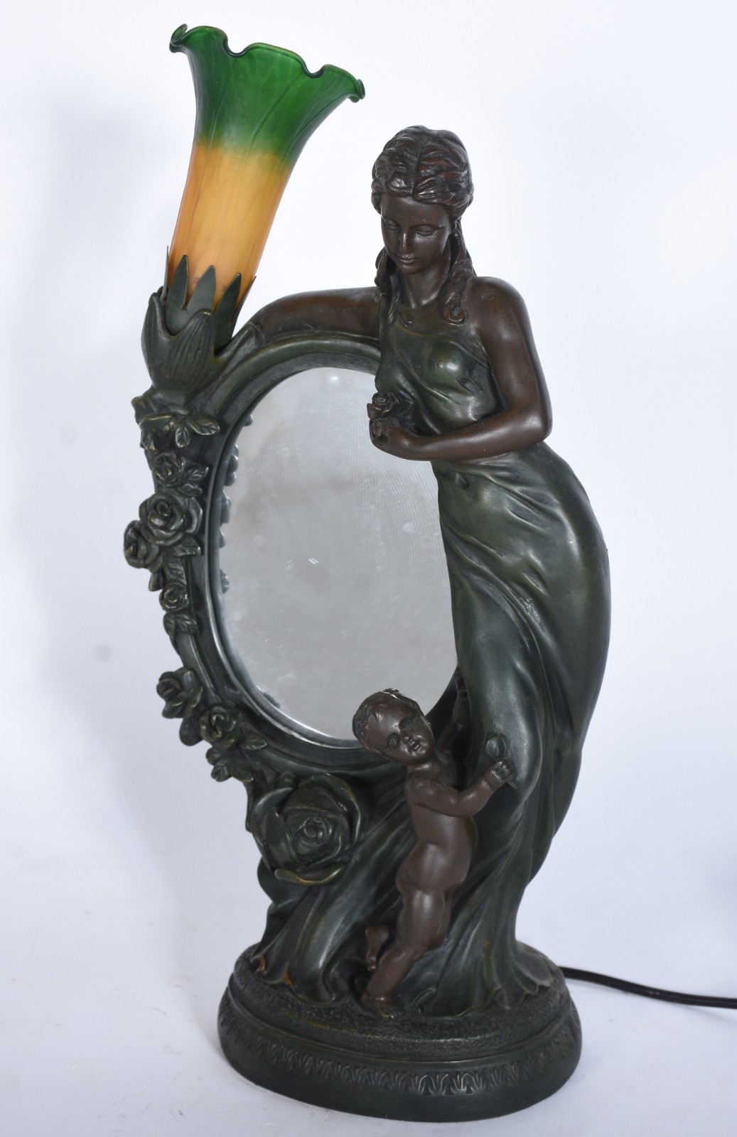 Espelho/luminária de resina patinada decorada com figura feminina e... - foto 1 de 8
