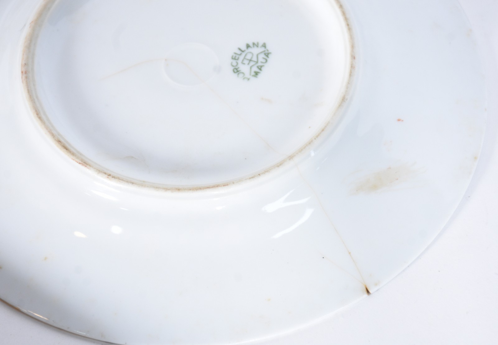 Conjunto para bolo de porcelana Mauá composto de prato grande e 6... - foto 5 de 5
