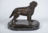 MARCEL DEBUT ( França, 1865 - 1933). LABRADOR, ... - MARCEL DEBUT ( França, 1865 - 1933). LABRADOR, escultura em bronze, executada com técnica de cera perdida, que representa cão de raça. Base de m...