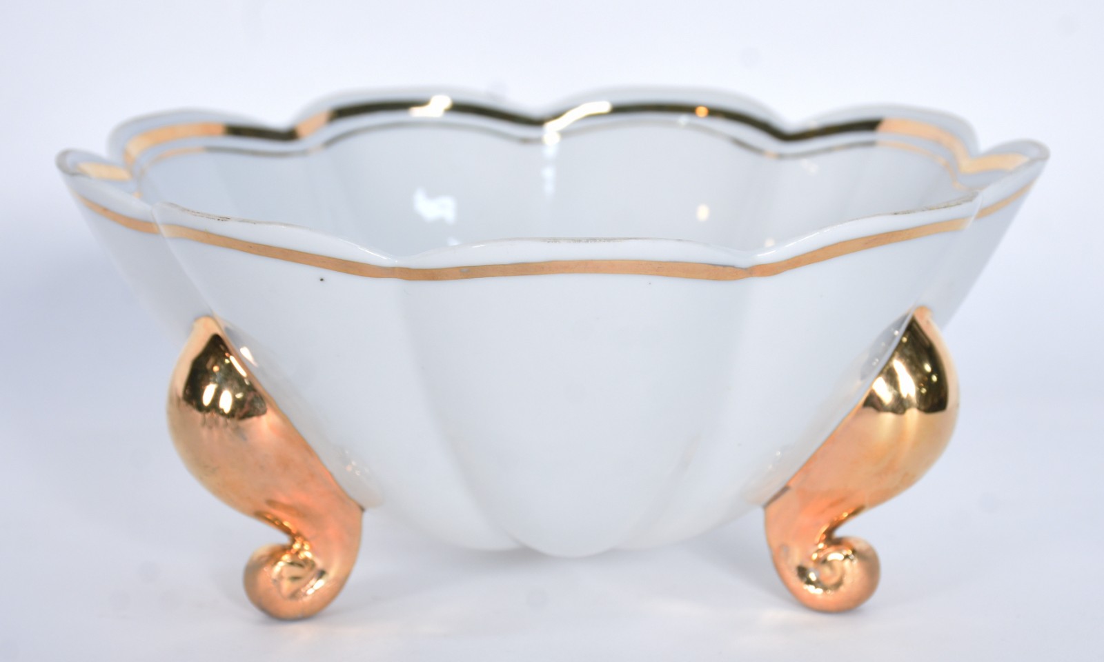 Conjunto de saladeira e 6 bowls de porcelana com flores em policromia... - foto 4 de 7
