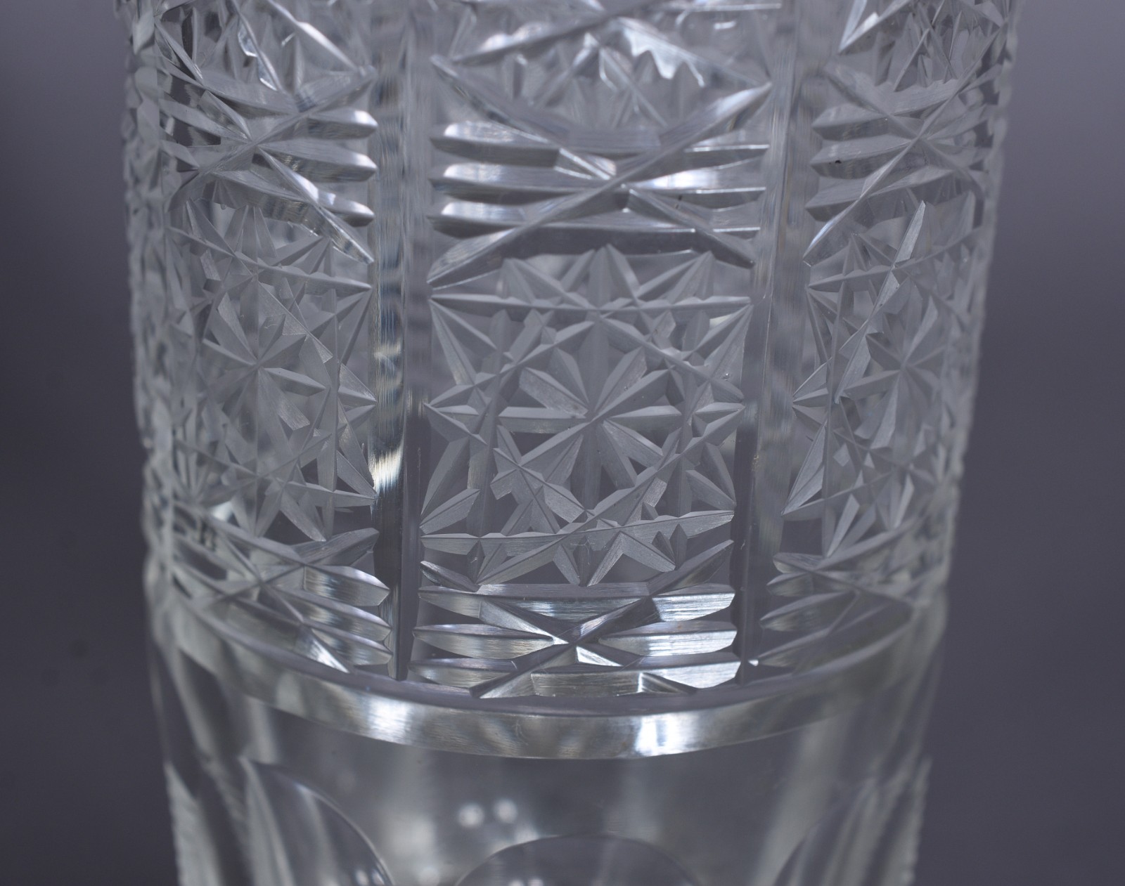 Dez copos longos de cristal lapidado bases facetadas. - foto 5 de 10