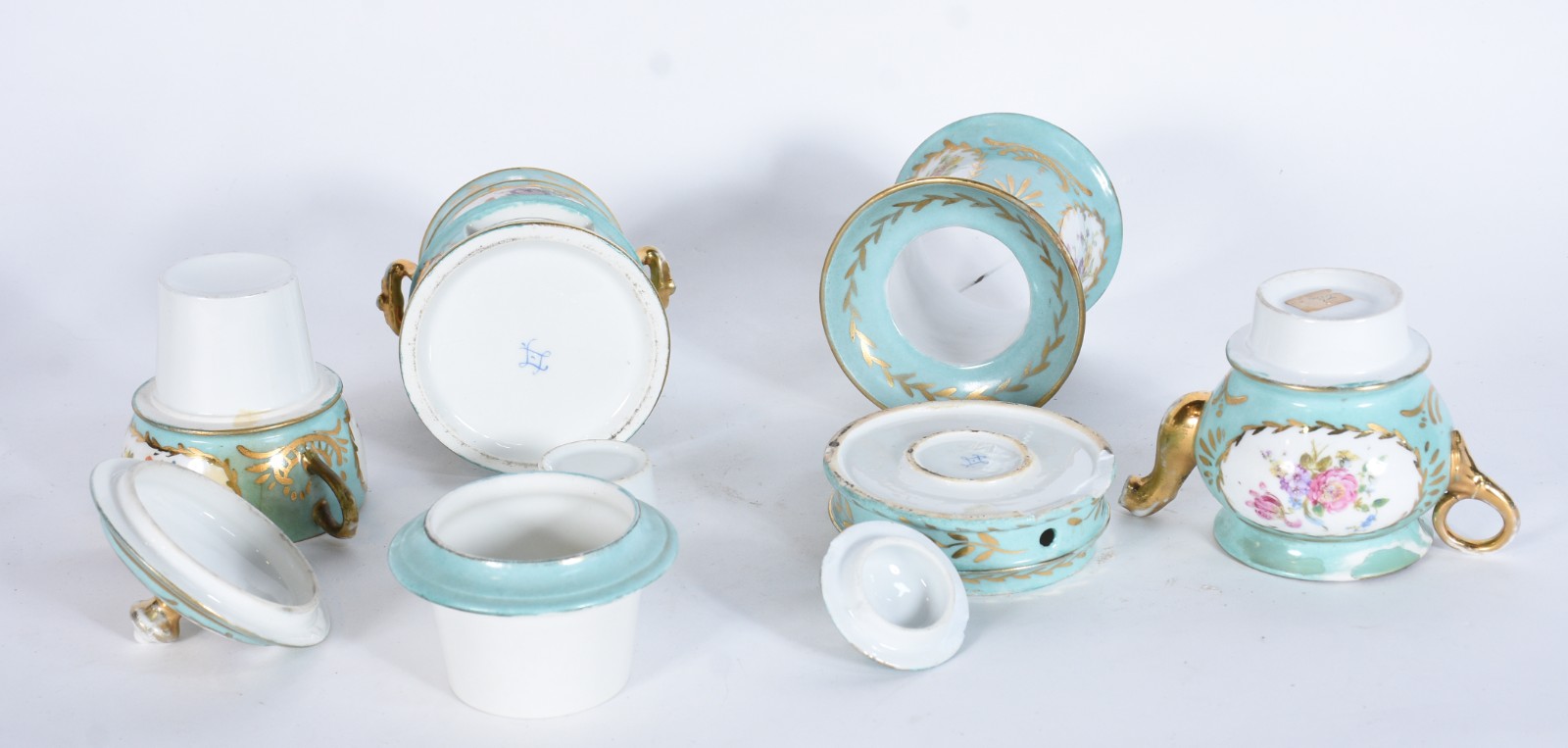 Veilleuse de porcelana francesa decorada com flores em policromia... - foto 5 de 10