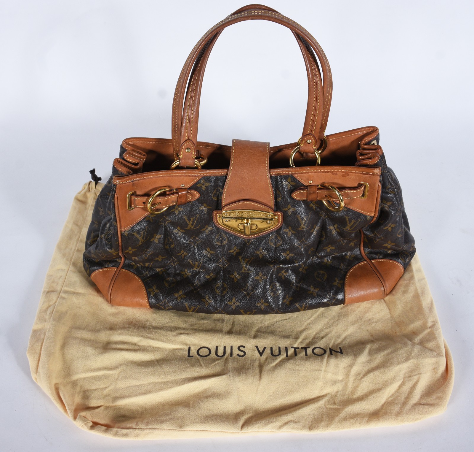 Louis Vuitton (1854) - foto 1 de 8