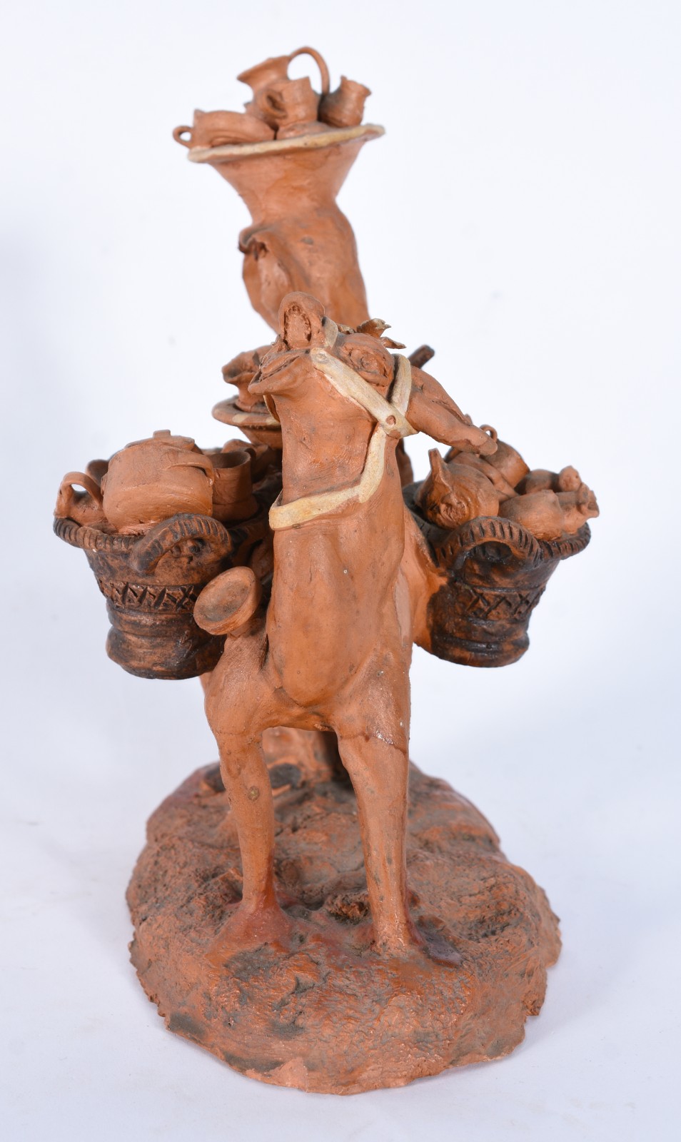 Escultura de barro cozido. - foto 4 de 8
