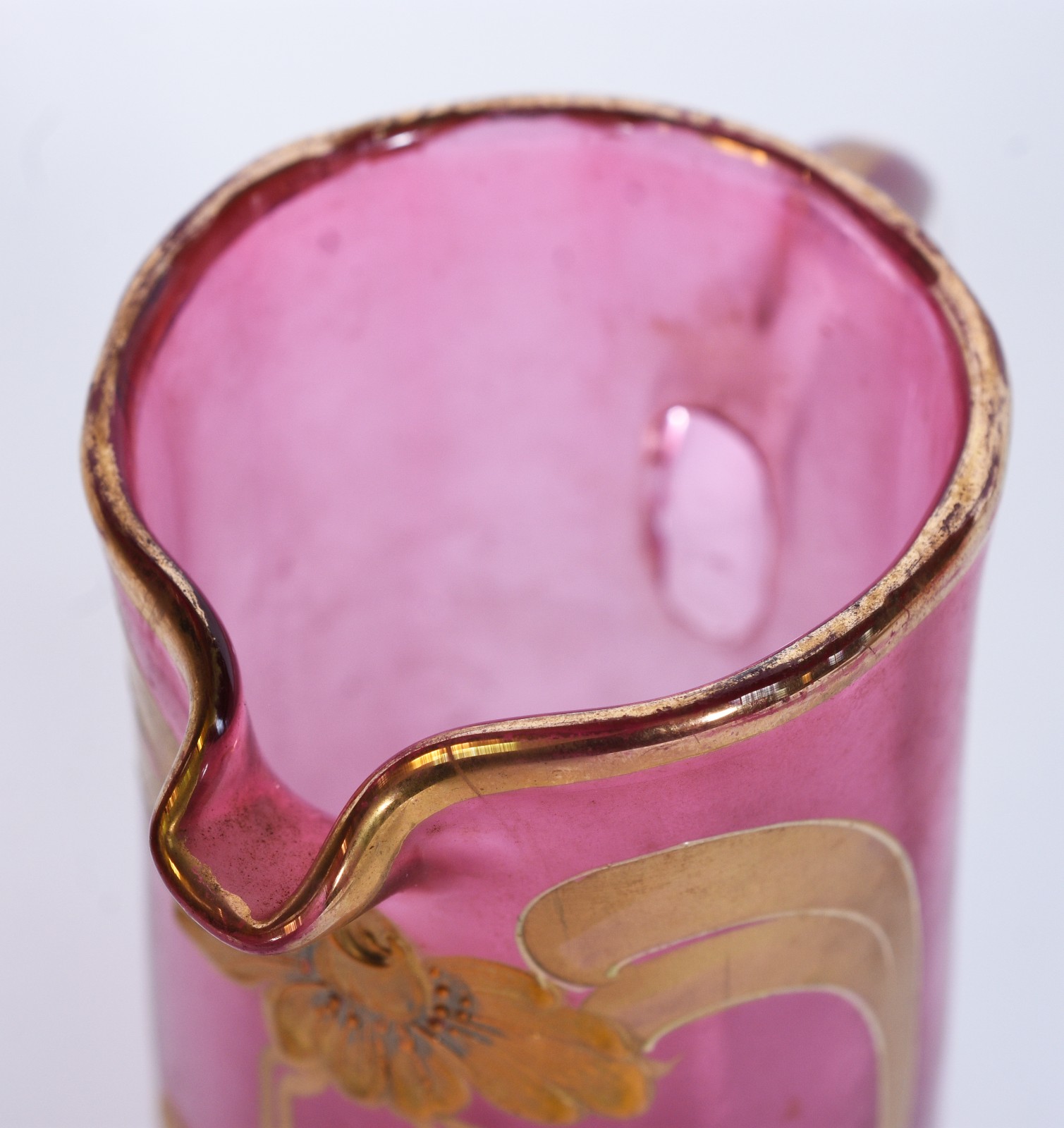 Jarra ART NOUVEAU de cristal europeu na cor rosa degradê decorado com... - foto 7 de 8