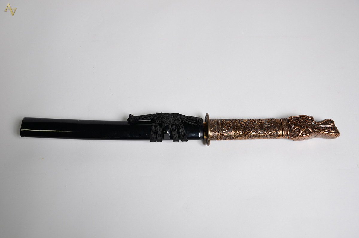 Espada de samurai curta (WAKIZASHI) com empunhadura em forma de... - foto 1 de 5