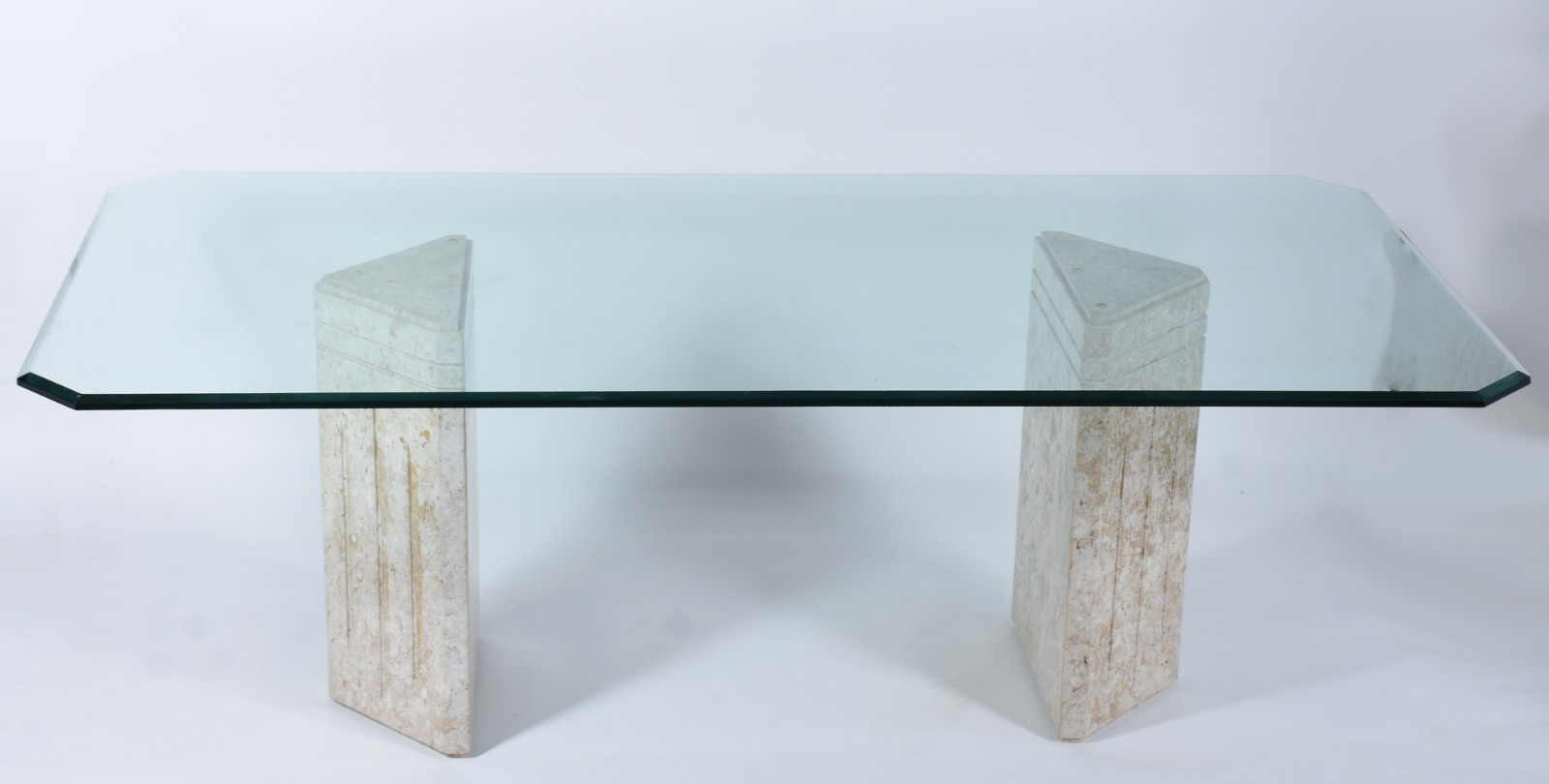 Mesa de jantar com 2 bases de mármore na forma triangular, tampo de... - foto 1 de 2