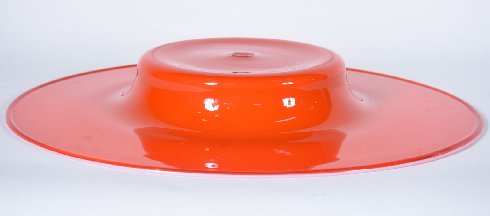 Grande centro de mesa de vidro vermelho leitoso, anos 60. - foto 5 de 5