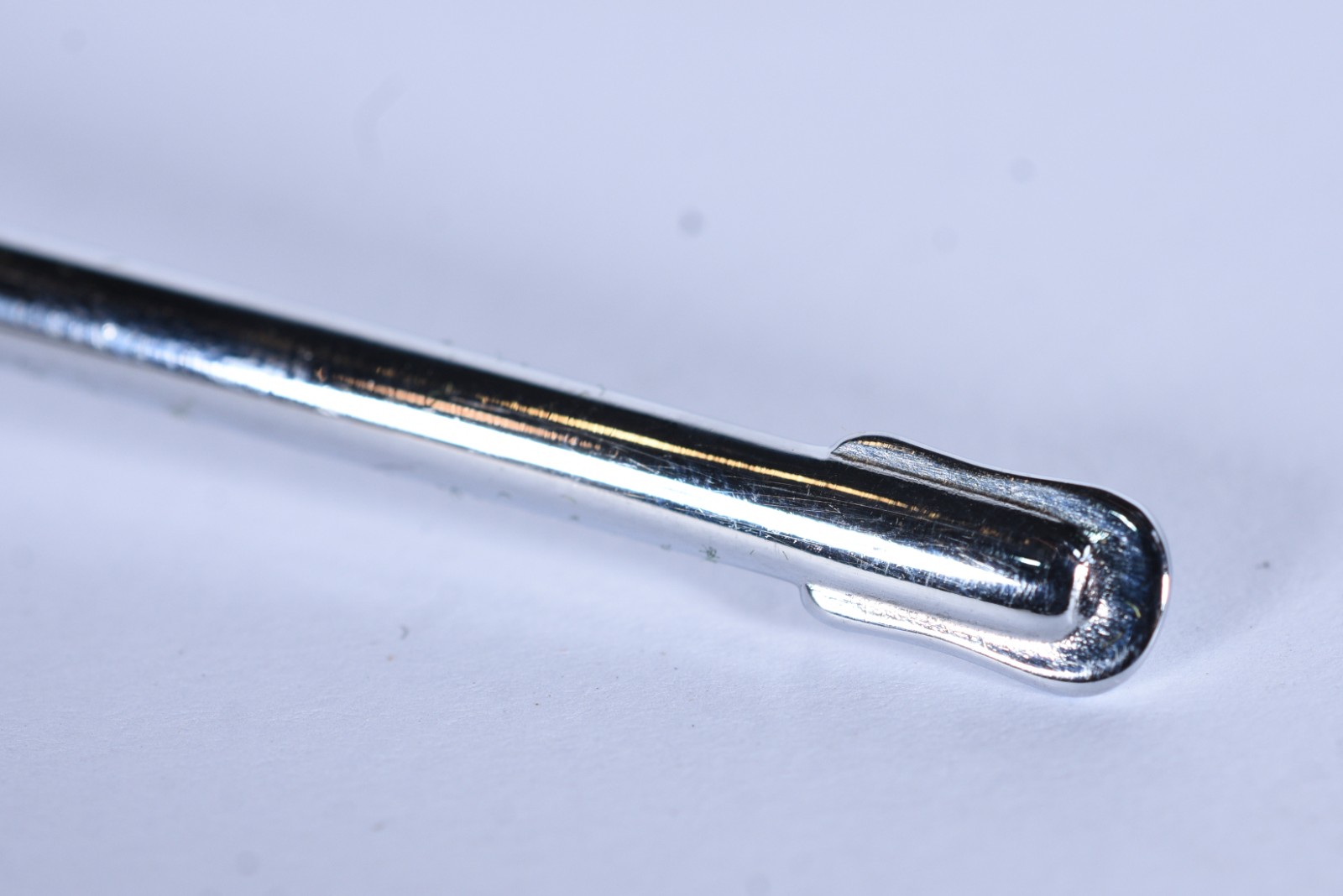 Espada em miniatura de metal prateado Eberle, no estojo. - foto 8 de 11