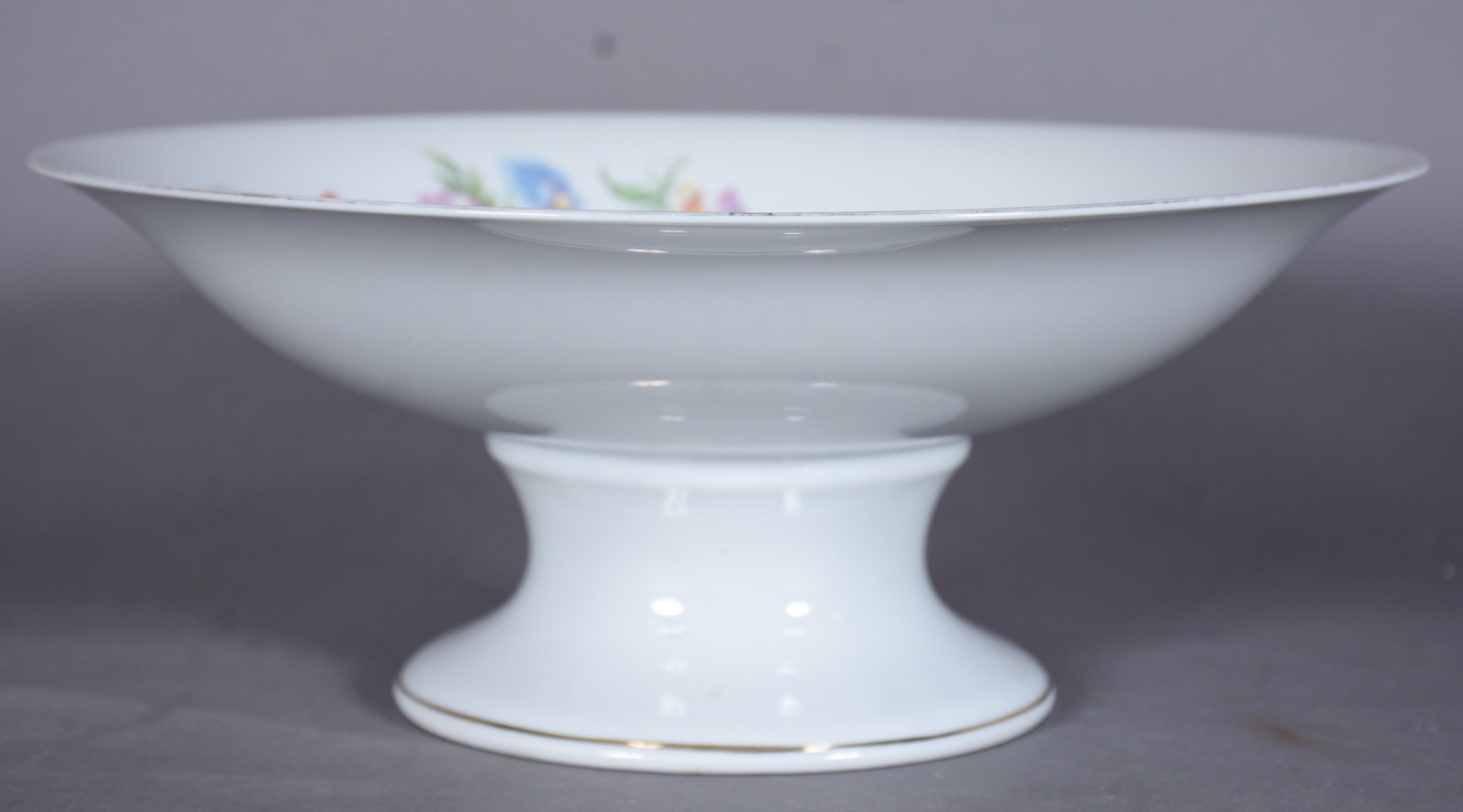 Aparelho para chá, jantar e café de porcelana Bavaria com flores em... - foto 3 de 7