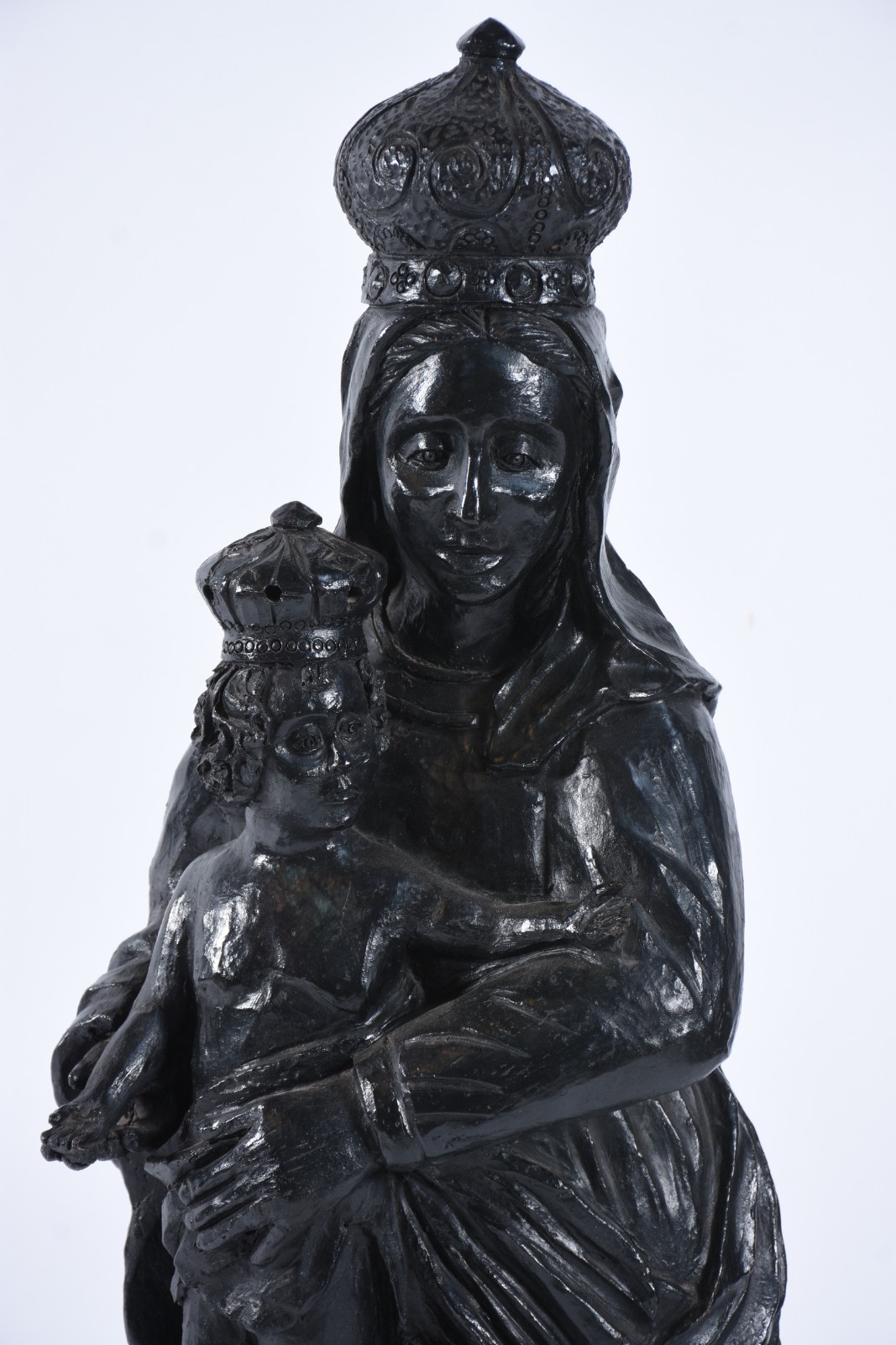 Nossa Senhora - Grande imagem de terracota patinada de preto... - foto 2 de 6