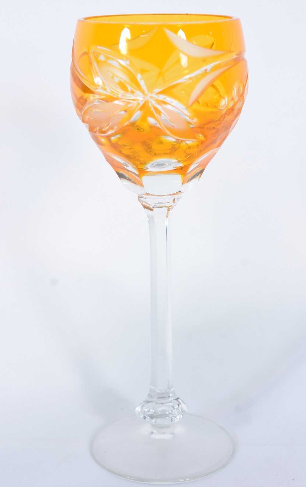 Quatro cálices para licor de cristal lapidado em diversas cores. - foto 6 de 6