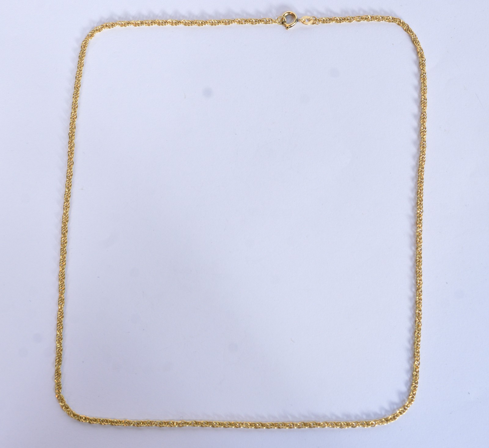 Cordão de ouro 18k, contraste 750, feitio torcido (Por motivos de... - foto 2 de 4